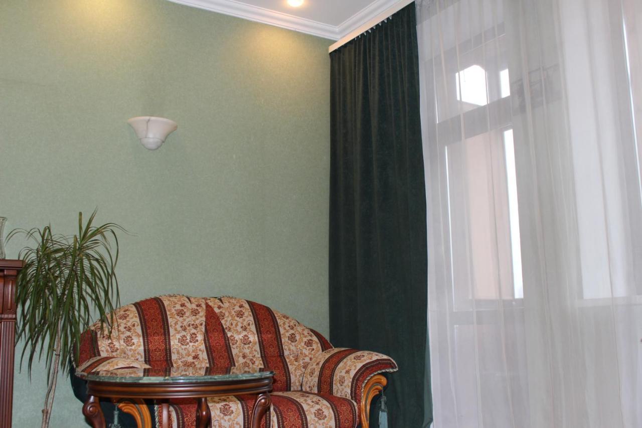 Центр Печерск Метро Зверинецкая, Печерская Apartment Kiev Bagian luar foto
