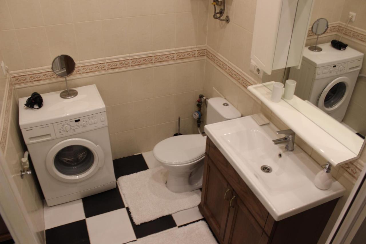 Центр Печерск Метро Зверинецкая, Печерская Apartment Kiev Bagian luar foto